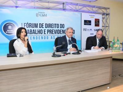 I FÓRUM DE DIREITO DO TRABALHO E PREVIDENCIÁRIO: Entendendo as reformas.