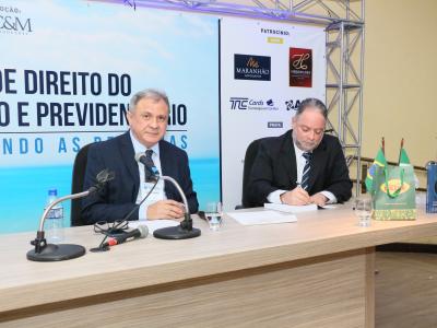 I FÓRUM DE DIREITO DO TRABALHO E PREVIDENCIÁRIO: Entendendo as reformas.