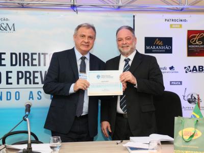 I FÓRUM DE DIREITO DO TRABALHO E PREVIDENCIÁRIO: Entendendo as reformas.
